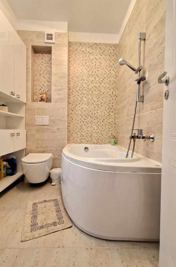 Apartament Domus Magistrae Bukareszt Zewnętrze zdjęcie